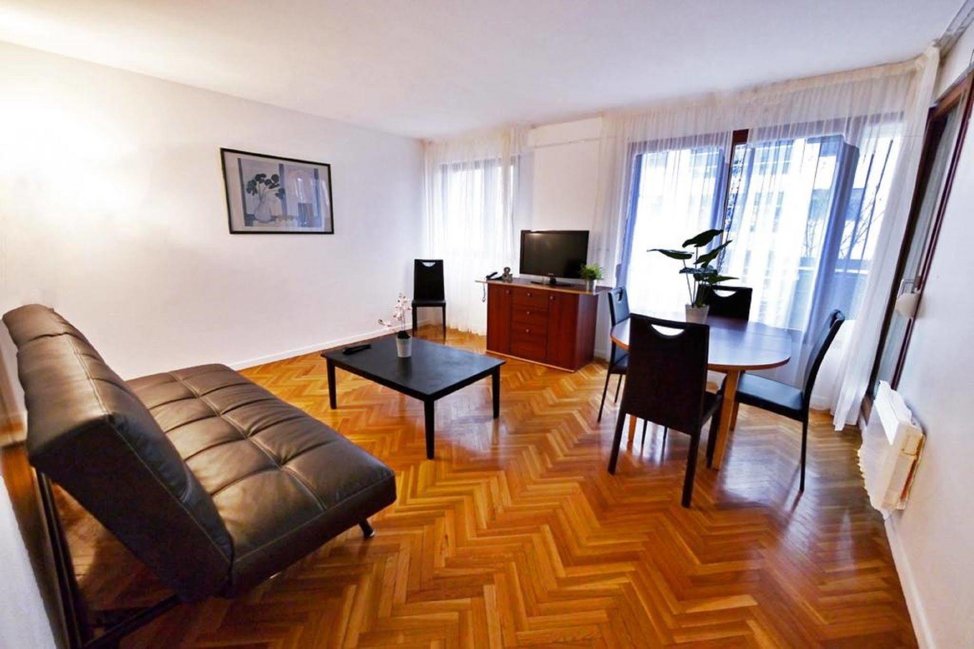 Tempolodge La Defense Courbevoie Exterior photo